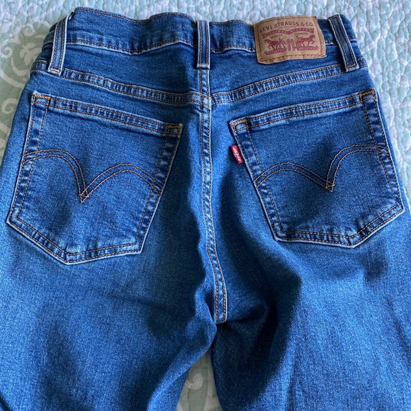 Wedgie straight cropped medium wash denim - Picture 4 of 4